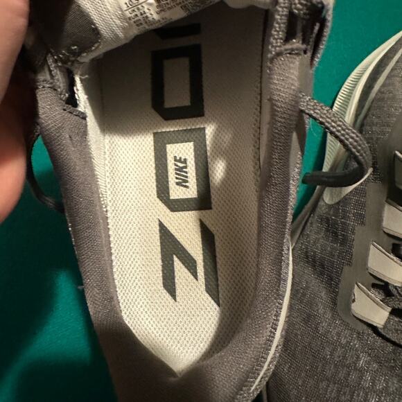 Size 10.5 - Nike Air Zoom Pegasus 37 Particle Iron Grey - Picture 8 of 9